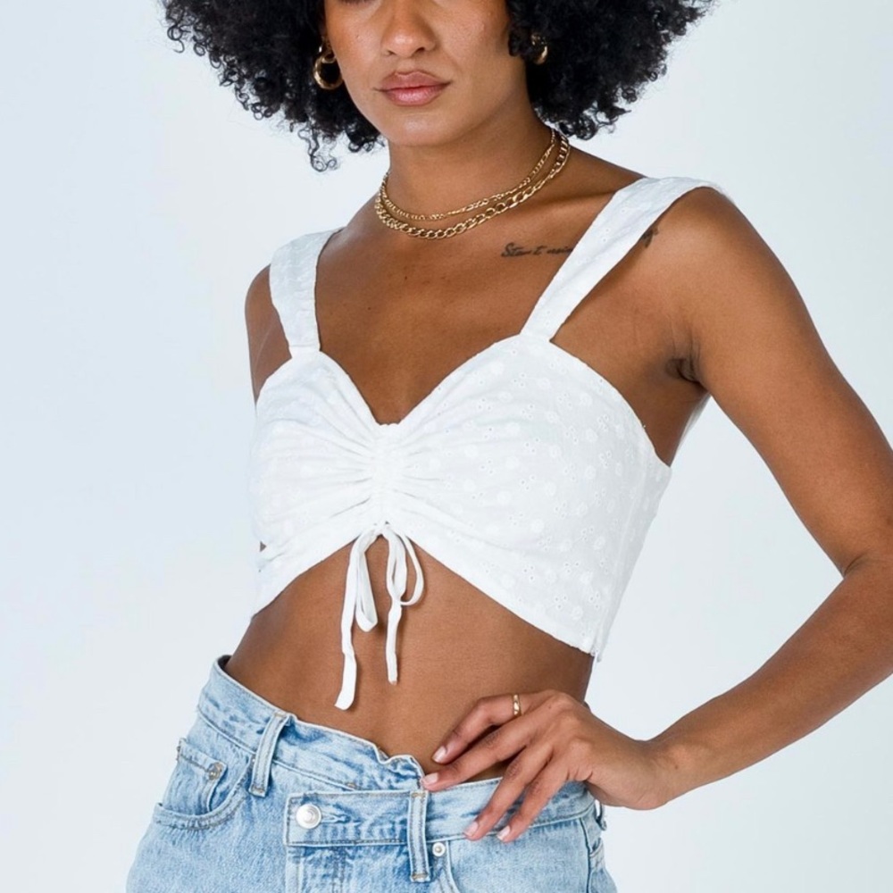 The Ini crop top PRINCESS POLLY